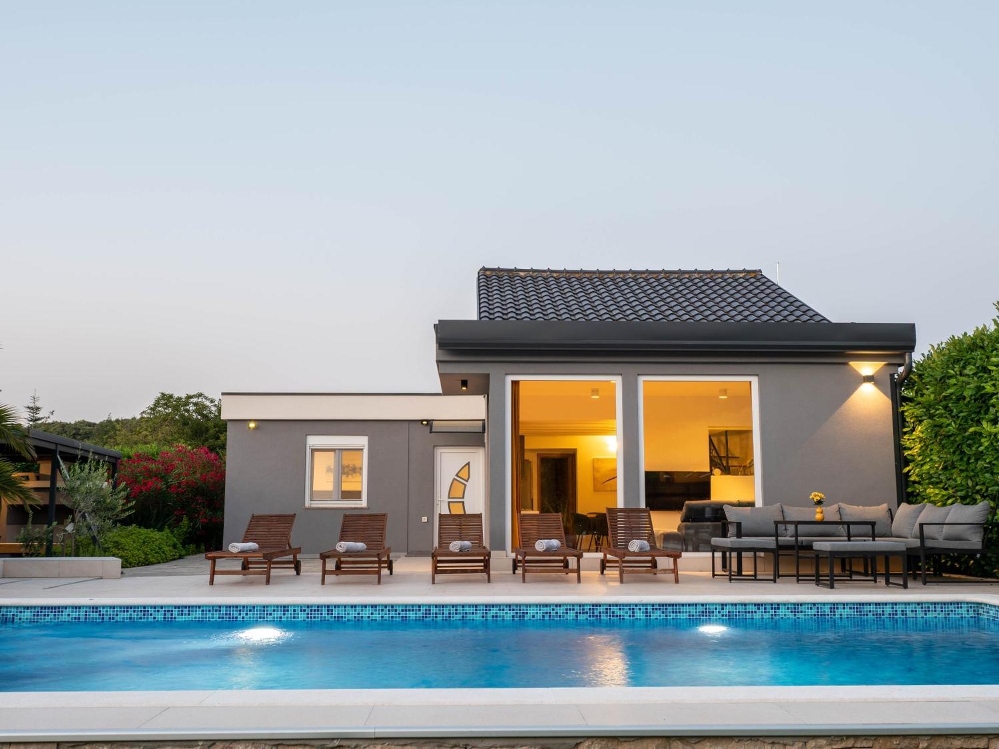 Villa Vinky Pula Exterior foto